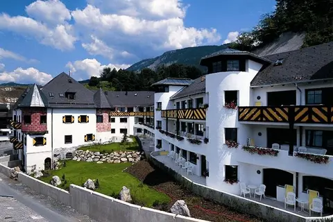 Family Hotel Schloss Rosenegg in Fieberbrunn — foto 12