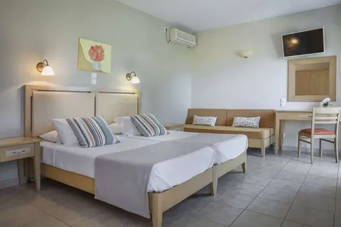 Astra Village Hotel & Spa in Σβορωνάτα — foto 23