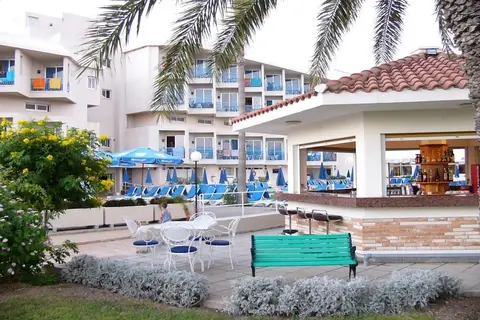 Kissos Hotel in Paphos — foto 8