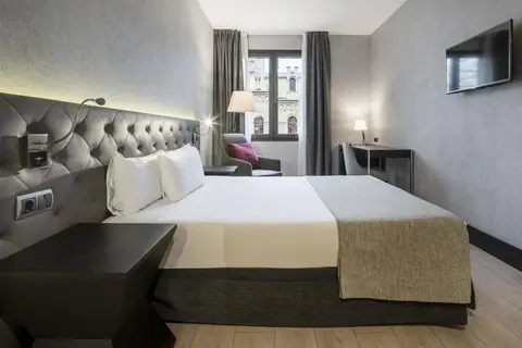 Hotel ILUNION Bel Art in Barcelona — foto 11
