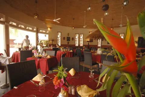 Royam Hotel in Saly Portudal — foto 17