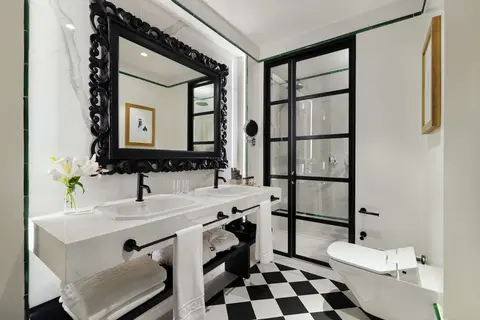 H10 Casa de la Plata in Sevilla — foto 29