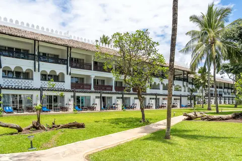 Southern Palms Beach Resort in Ukunda — foto 10