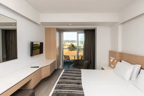Evalena Beach Hotel in Παραλίμνι — foto 22