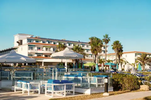 Leonardo Cypria Bay in Geroskipou — foto 16