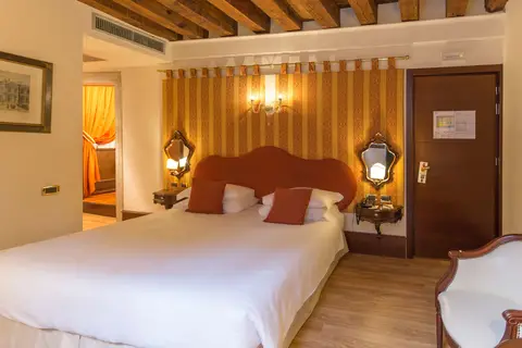 Ruzzini Palace in Venetië — foto 6
