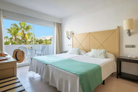 Blau Punta Reina Family Resort in Manacor — foto 3
