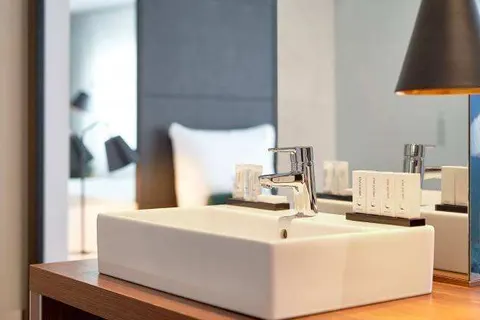 Van der Valk Zaltbommel - A2 foto 9