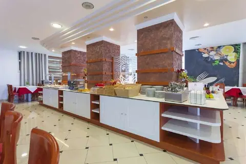 Aparthotel Tamaris in Tučepi — foto 17