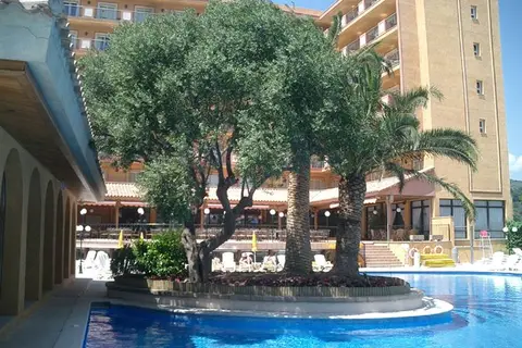Hotel Luna Park in Malgrat de Mar — foto 15