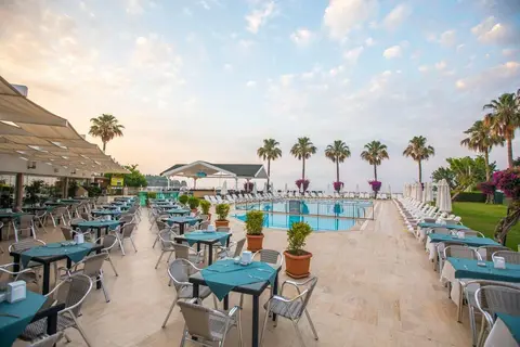 Falcon Hotel in Muratpaşa — foto 4