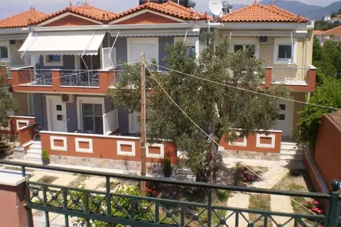 Irini Studios Anaxos in Σκουτάρος