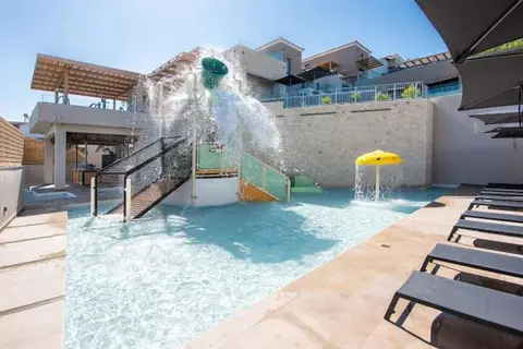 Atlantica Caldera Village in Agia Marina, foto 24