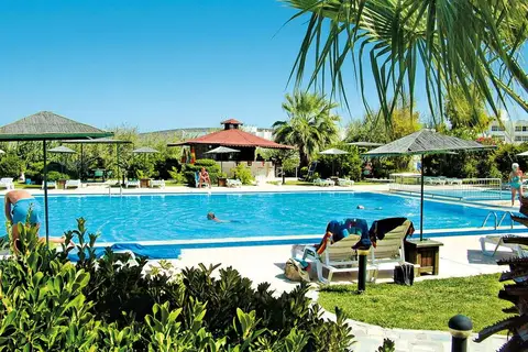 Hotel Babaylon in Çeşme — foto 22