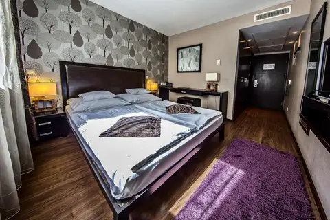 Charm Hotel Budapest in Boedapest — foto 13