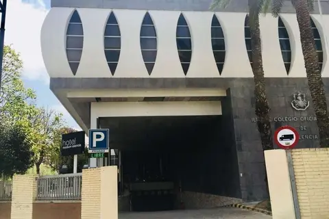 Hotel Medium Valencia in Valencia — foto 11