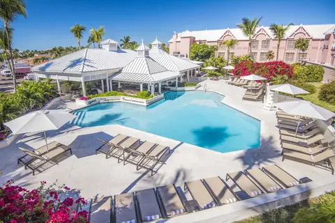 Comfort Suites Paradise Island in New Providence — foto 29