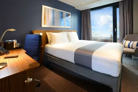 Travelodge Plus Dublin City Centre in Dublin — foto 9