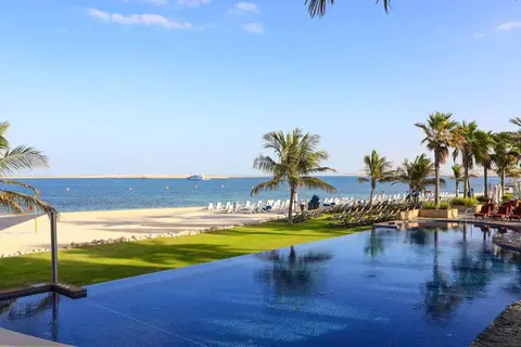 JA Lake View Hotel in Ja Ocean View Hotel Padel Tennis Court — foto 2