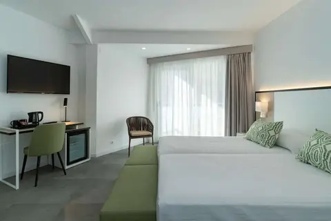 Regente Hotel in Benidorm — foto 16