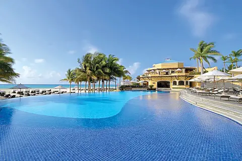 Royal Hideaway Playacar in Playa del Carmen