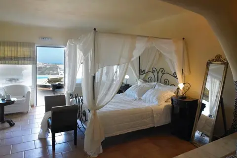 Suites Of The Gods in Hemera Holiday Home villa on Santorini, foto 8