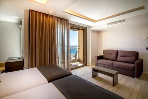 Cimbel in Benidorm — foto 28