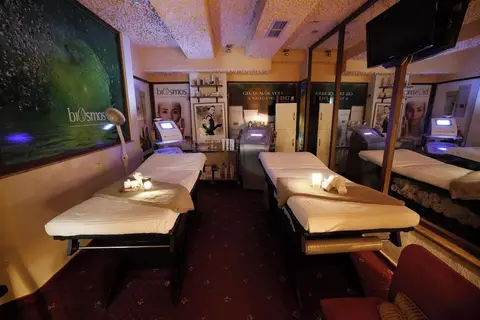 Hotel 2 Kitarrat Boutique & Spa in Durres — foto 20