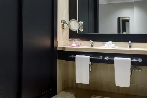 Hotel Oca Puerta del Camino in Santiago De Compostela — foto 9