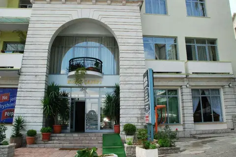 Hotel Cajupi in Gjirokastër — foto 21