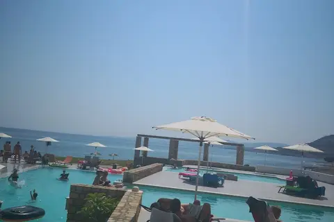 Sunrise Beach Resort in Πεύκοι — foto 29