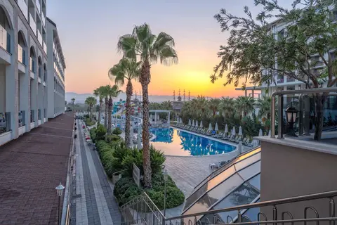 LRS Port River Hotel & Spa in Manavgat — foto 2