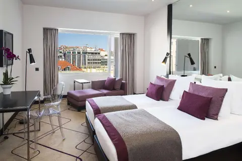 AVANI Avenida Liberdade Lisbon Hotel in Almada — foto 23