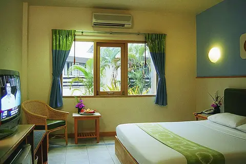 Sunshine Hotel & Residences in พัทยา — foto 21