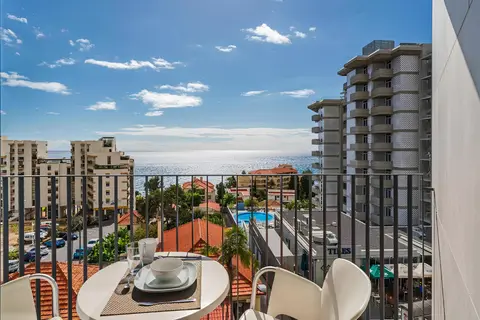 Monumental Plaza by Petit Hotels in Funchal — foto 13