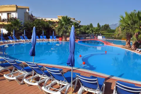 Fly & Go Dolcestate Hotel in Campofelice di Roccella — foto 2