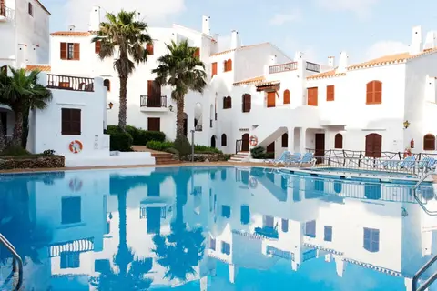 Aparthotel Tramontana Park in Es Mercadal