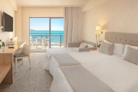 RH Corona del Mar Beach Hotel in Benidorm — foto 17