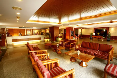 Andaman Beach Suites Hotel in ตำบลป่าตอง — foto 8