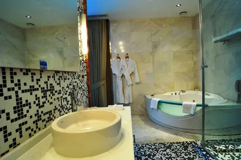 Ramada Plaza By Wyndham İstanbul City Center in İstanbul — foto 15