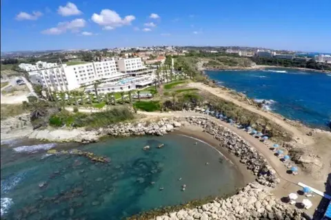 Hotel Queens Bay in Kissonerga — foto 11