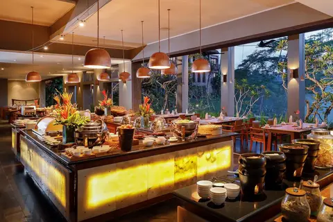 Maya Ubud Resort & Spa in Ubud, Kecamatan Gianyar, Kabupaten Gianyar, Bali, Indonesia — foto 9