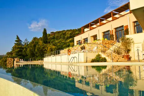Kymi Palace in Αλιβέρι — foto 14