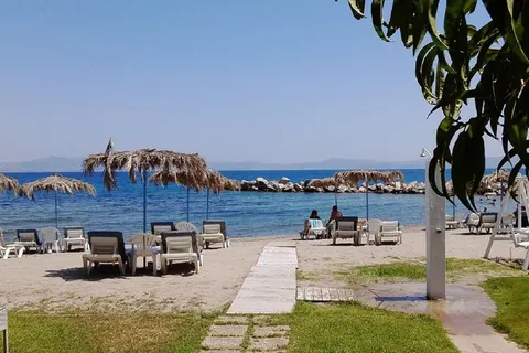 Theodorou Beach foto 4