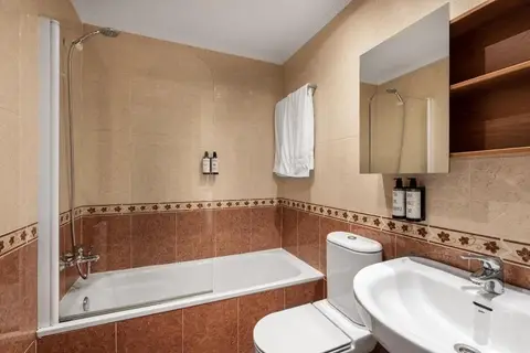Apartamentos El Cid in Burgos — foto 21