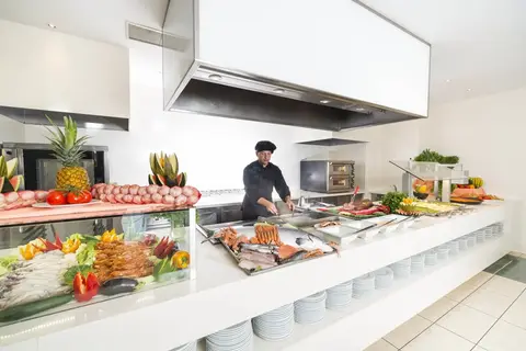 Costa Encantada Resort & Suites in Lloret de Mar — foto 12