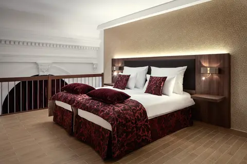 Michelangelo Grand Hotel in Praag — foto 27