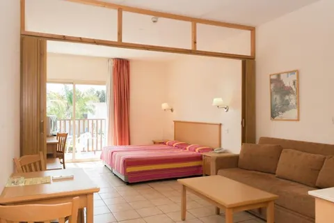 Tsokkos Paradise Village Aparthotel in Ayia Napa — foto 2