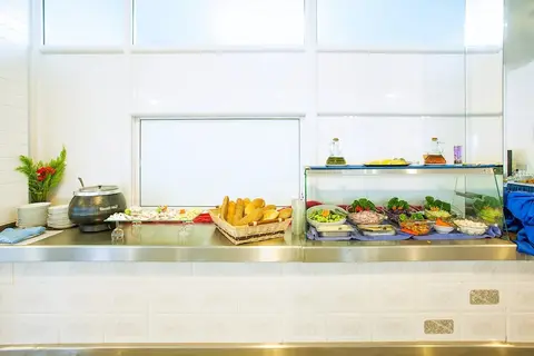 Xenios Port Marina Hotel in Πευκοχώρι — foto 30