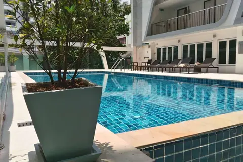 Le Tada Residence in Bangkok